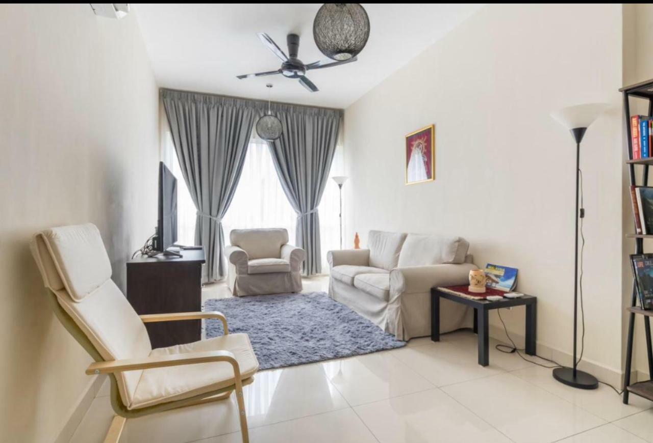 Crest Residence Kuala Lumpur Exteriör bild